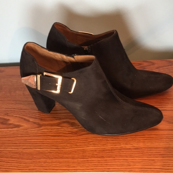 Aersoles Black booties with buckle - Picture 4 of 12